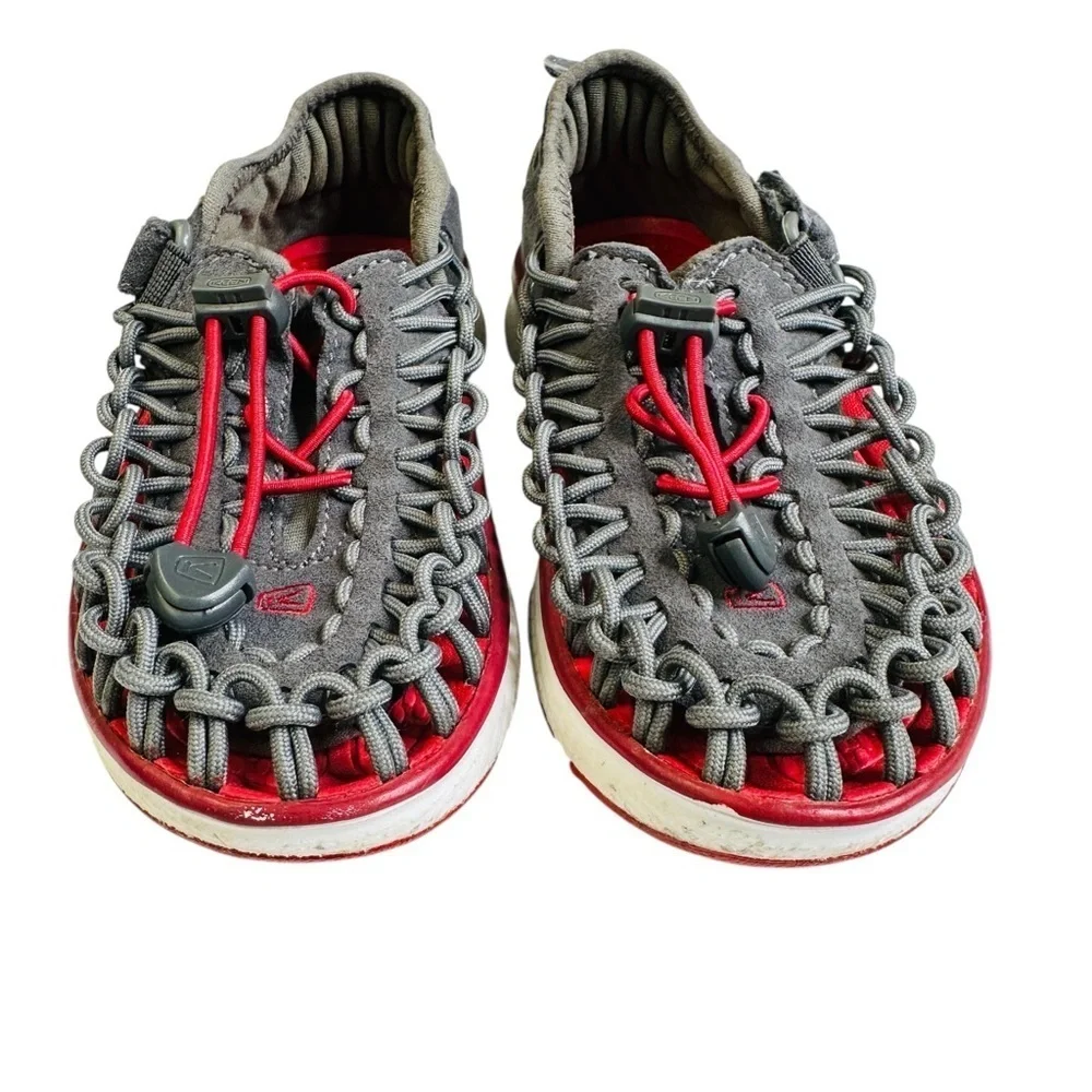 KEEN Uneek Gray Red Closed Toe Woven Sandals Big Boys Size 10